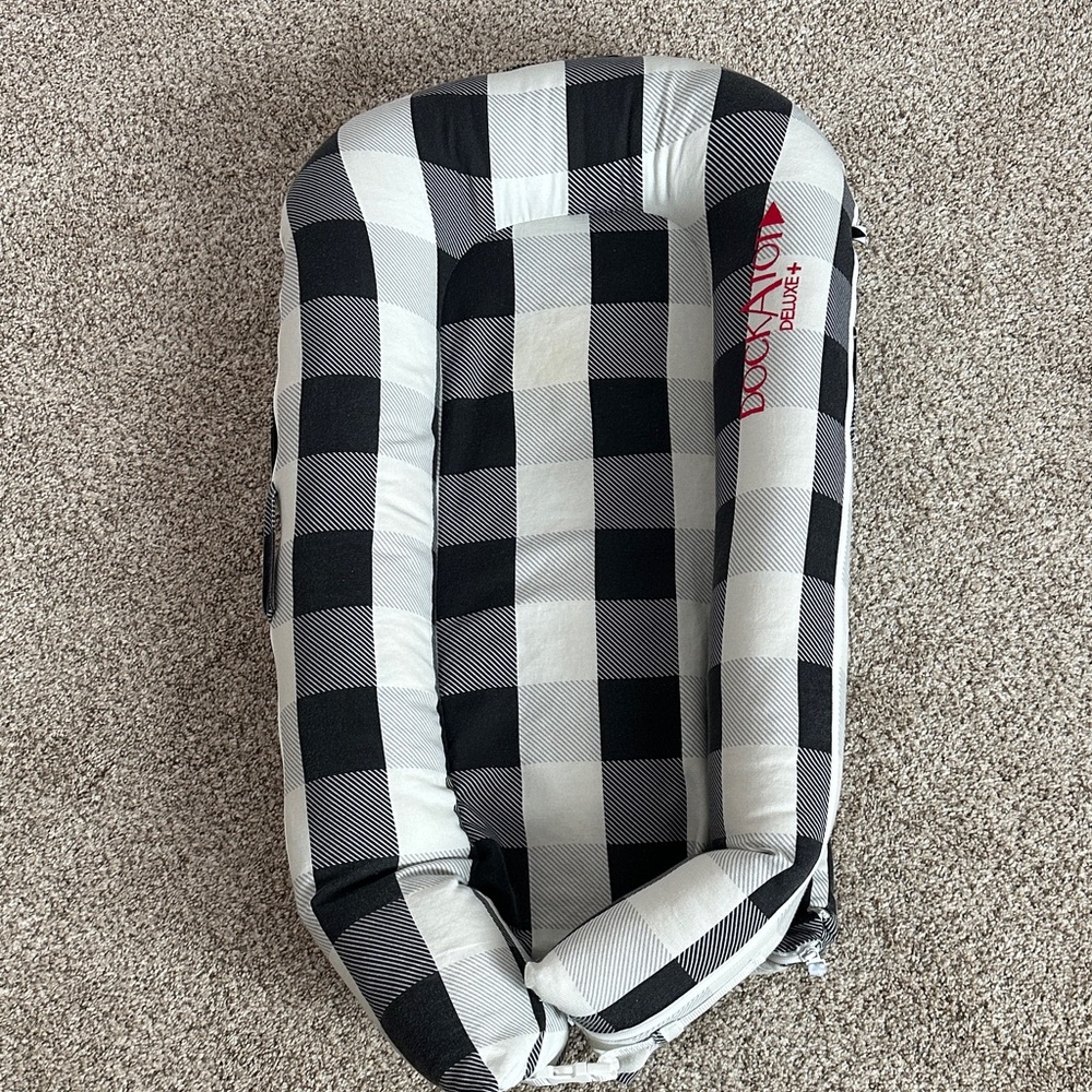 Dockatot deluxe